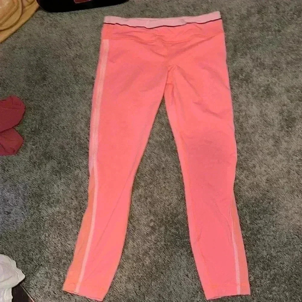 Lululemon Athletica Pink Leggings Size 8 Activewear Comfortable Athleisure